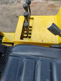 Kompaktstapler - CAT Lift Trucks T 80 D /Triplex 4.3m (17)