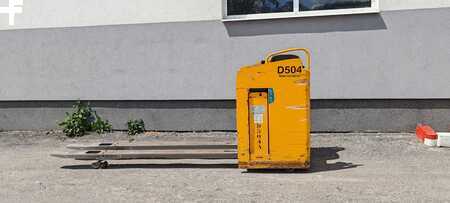 Låglyftare sittande förare 2017  Jungheinrich ESE220 2400mm (12)