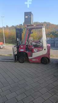 Vierwegestapler 2002  TCM FA15B (4)