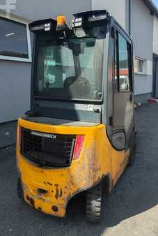 Carrelli elevatori diesel 2015  Jungheinrich DFG316s 1600kg /5m / 2015y (9)