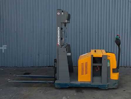 Pallestabler 2019  Jungheinrich EJG112 batt2022/ 2019y/ 13434mh/ 2.5m/ tilt (2)