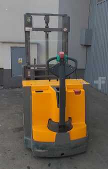 Pallestabler 2019  Jungheinrich EJG112 batt2022/ 2019y/ 13434mh/ 2.5m/ tilt (5)