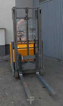 Pallestabler 2019  Jungheinrich EJG112 batt2022/ 2019y/ 13434mh/ 2.5m/ tilt (6)