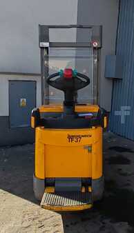 Hochhubwagen 2018  Jungheinrich ERC 216z / 2018y/ initiallift/ 7761h (3)