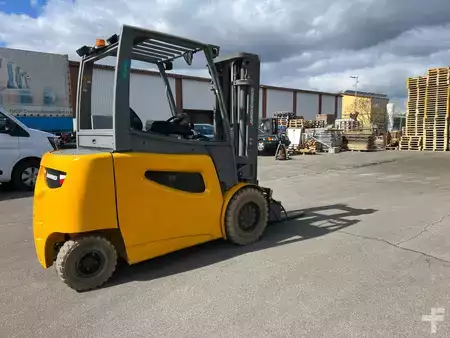 Elektro čtyřkolový VZV 2017  Jungheinrich EFG 535k 3.5t/ 5m/ 2424mh/ 4v (4)