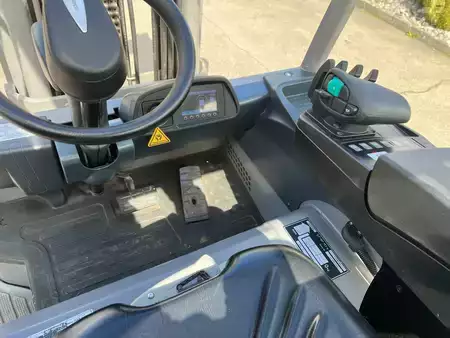 Elektro čtyřkolový VZV 2017  Jungheinrich EFG 535k 3.5t/ 5m/ 2424mh/ 4v (9)