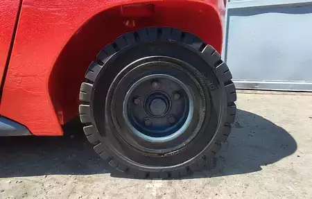 Dieselový VZV 2020  Linde H25D (16)