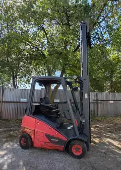 Treibgasstapler 2017  Linde H14T-01 (7)