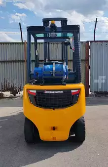 LPG VZV 2018  Jungheinrich TFG 430s 1555h/ 4.3m/ 4v (6)