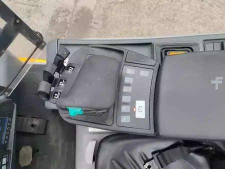 Elektro tříkolové VZV 2019  Jungheinrich EFG 213 Li-ion (13)