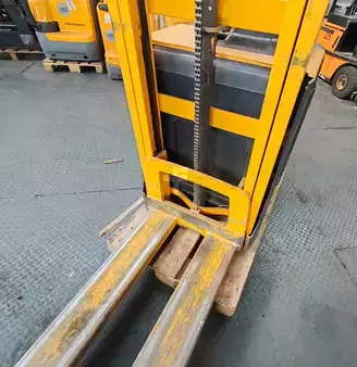 Wózki z platformą operatora - Jungheinrich ERD 120 defect (3)