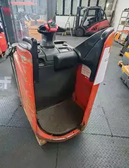 Magasemelésű béka 2007  Linde L12 battery problem (4)