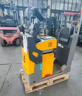 Vontató 2019  Jungheinrich EZS130 defect (1)