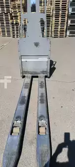 Horizontal Order Pickers 2022  Jungheinrich ECE 225 / 2022y/ (3)