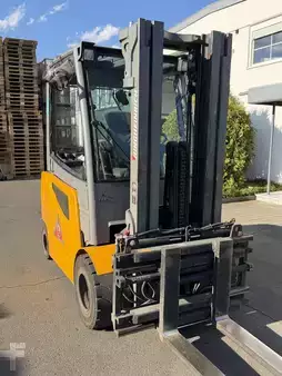 Elektryczne 4-kołowe 2018  Jungheinrich EFG S30 4.7m/ 4v/ 5379h (3)