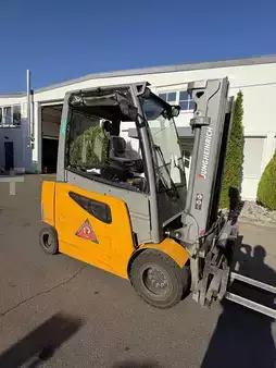 Elektryczne 4-kołowe 2018  Jungheinrich EFG S30 4.7m/ 4v/ 5379h (9)
