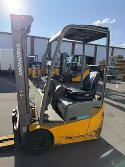 Electric - 3 wheels 2022  Jungheinrich EFG 110 2022y/ 3.3m/ 1127h (2)