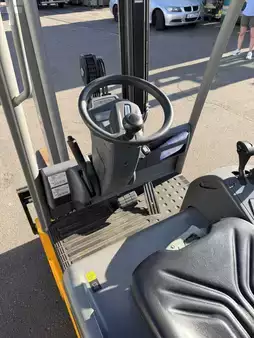 Electric - 3 wheels 2022  Jungheinrich EFG 110 2022y/ 3.3m/ 1127h (13)