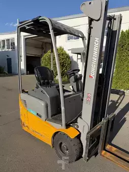 Electric - 3 wheels 2022  Jungheinrich EFG 110 2022y/ 3.3m/ 1127h (8)