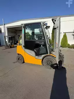 Wózki gazowe 2018  Jungheinrich TFG 425s 4v/ 2984h (7)