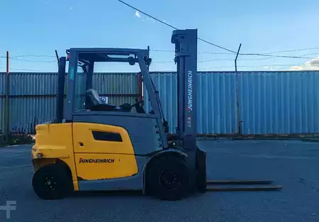 Dieselový VZV 2020  Jungheinrich DFG 425s 5.5m/ 4v/ 4371mh (2)