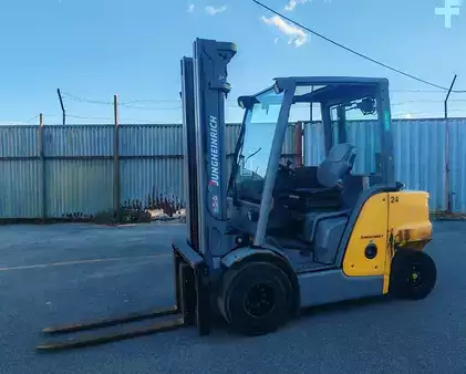 Dieselový VZV 2020  Jungheinrich DFG 425s 5.5m/ 4v/ 4371mh (1)