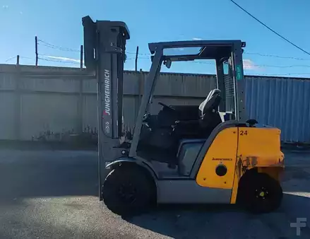 Dieselový VZV 2020  Jungheinrich DFG 425s 5.5m/ 4v/ 4371mh (7)