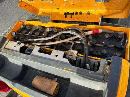 Electric Pallet Trucks 2017  Jungheinrich ECE 225 2400mm (3)