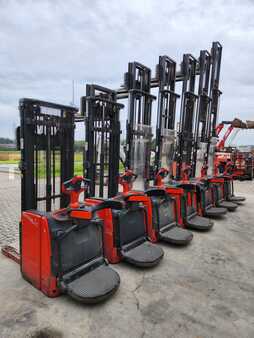 Stackers stand-on 2019  Linde L16AP (20)