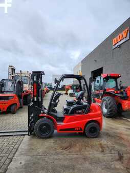 Dieselový VZV 2024  Manitou MI25D (2)