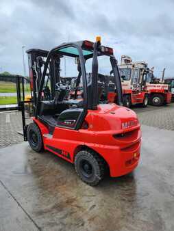 Chariot élévateur diesel 2024  Manitou MI25D (4)