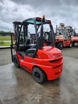 Chariot élévateur diesel 2024  Manitou MI25D (4)