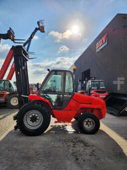 Carrelli fuoristrada 4x4 2005  Manitou MC40 (2)