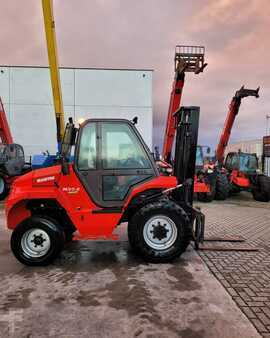 Terénní vysokozdvižný vozík 2019  Manitou M30-2 (6)