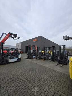Dieselstapler 2019  Unicarriers YG1D2A30Q (11)