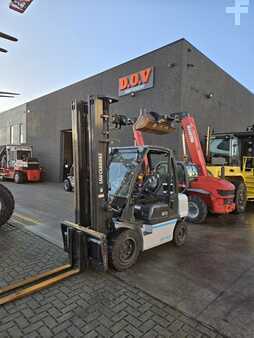 Dieselstapler 2019  Unicarriers YG1D2A30Q (1)