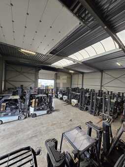 Dieselstapler 2019  Unicarriers YG1D2A30Q (2)