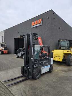 Dieselstapler 2019  Unicarriers YG1D2A30Q (1)
