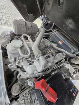 Dieselstapler 2019  Unicarriers YG1D2A30Q (7)