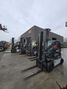 Dieselstapler 2019  Unicarriers YG1D2A30Q (8)