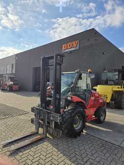 Carretilla todoterreno 2015 Manitou M50-2H (1)