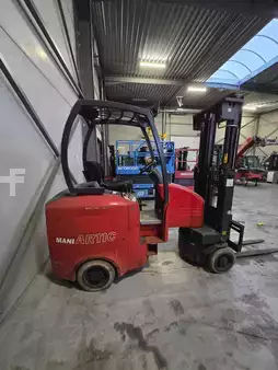 Elektro čtyřkolový VZV 2010  Manitou ARTIC 18 (6)