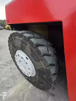 Diesel truck 2011  Svetruck 18120 (10)