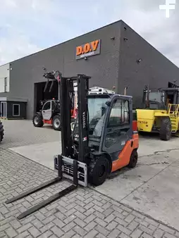 Empilhador diesel 2021  Toyota 52-8FDF25 (1)