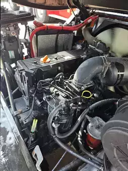 Chariots élévateurs diesel 2019  Doosan D30GP (8)