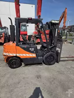 Chariots élévateurs diesel 2016  Doosan D33S-5 (5)