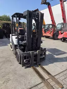 Chariots élévateurs diesel 2019  Doosan D30GP (5)