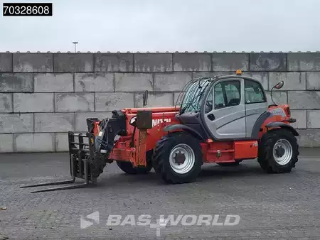 Verreikers (vast) 2012  Manitou MT1440 (2)
