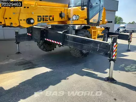 Teleskoptruck fast bom 2020  Dieci Pegasus 50.25 RVS155 Incl Attachments - Remote (37)