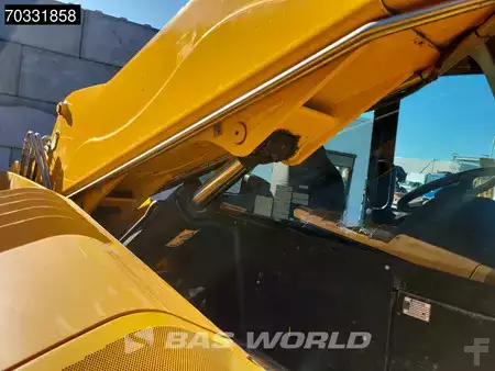 Verreikers (vast) 2022  JCB 540-140 Sway - A/C (12)